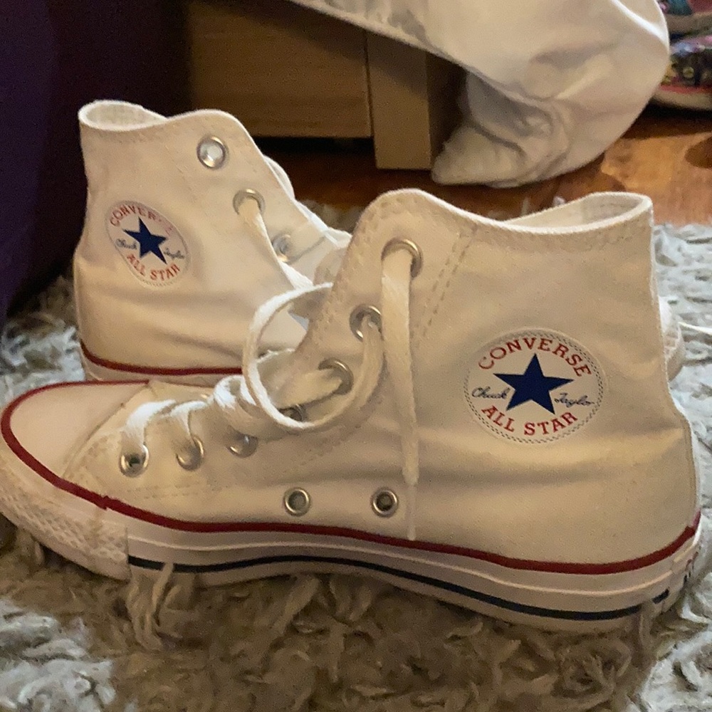 White converse